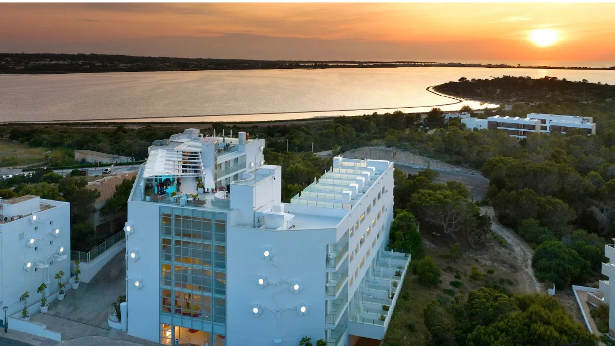 Five Flowers Hotel & Spa - Paya Hotels