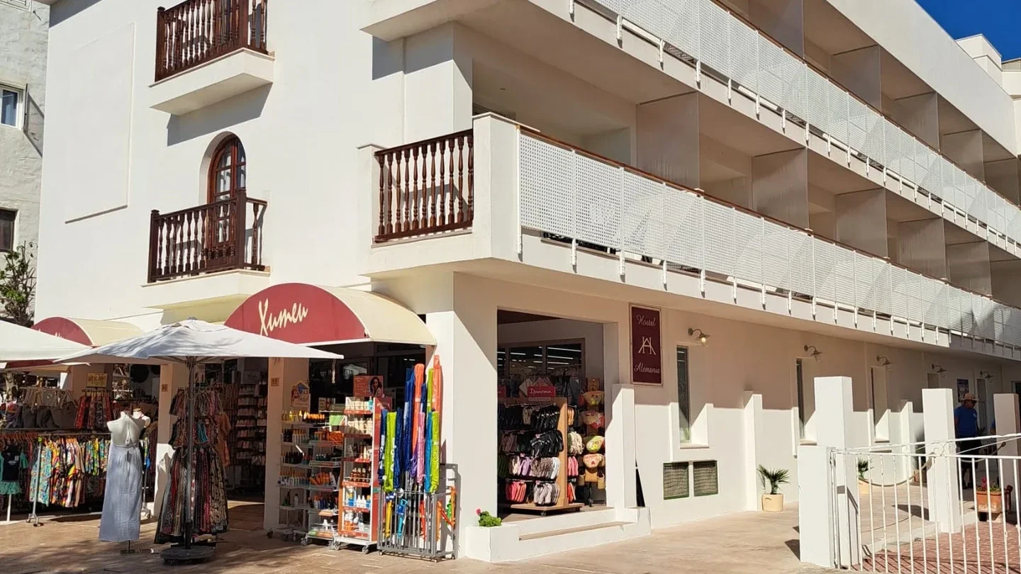 Hostal Alemania - Aparthotel Almaris