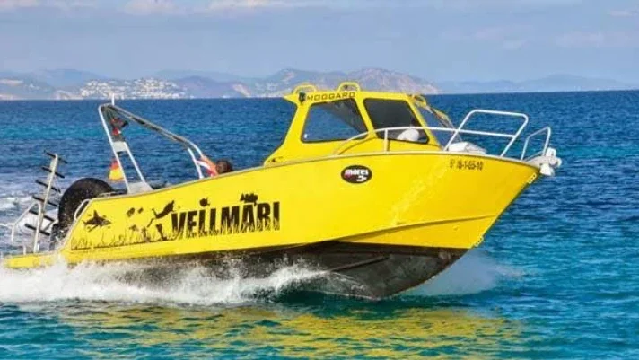 Vellmari Diving Center
